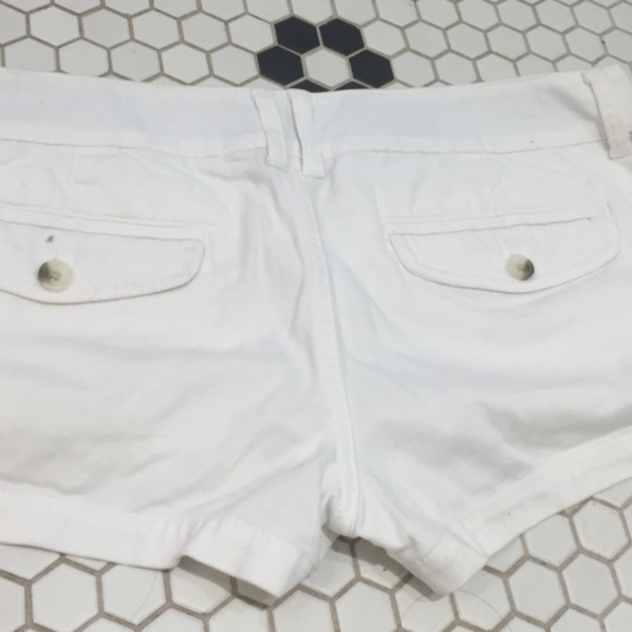 White American Eagle Shorts (Stretch) - Picture 2 of 4